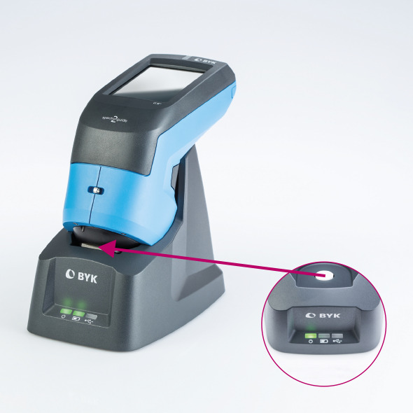 7070_Handheld_spectrophotometer_spectro2guide_Dockingstation_inkl Standard_590x590.jpg